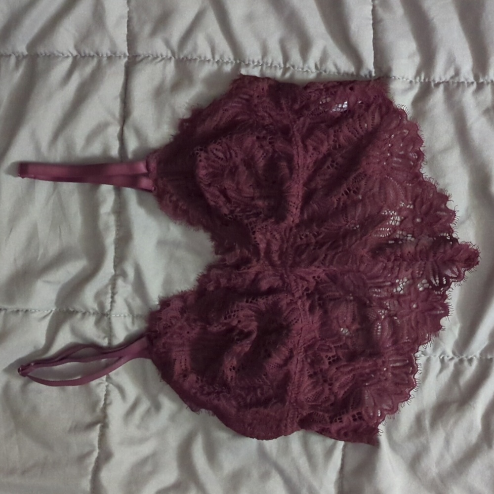 Aerie Maroon Lace Bralette Size Small *Never Worn*